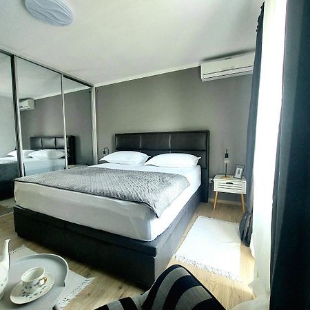 Apartment Fila - Large & Close To The Beach Makarska Ngoại thất bức ảnh